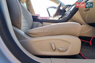 Седан Ford Fusion 2015 в 