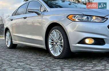 Седан Ford Fusion 2014 в Старокостянтинові