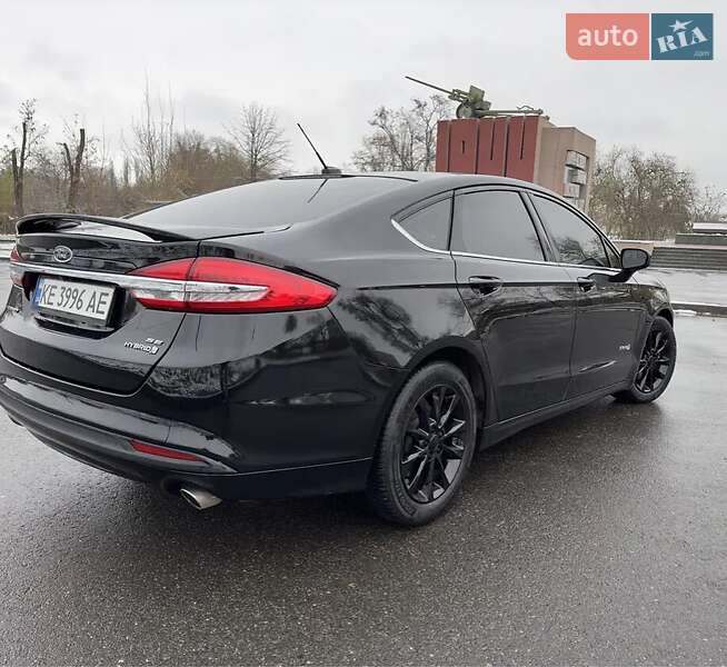 Седан Ford Fusion 2017 в Львове