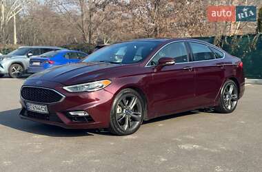 Седан Ford Fusion 2017 в Одесі