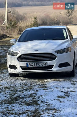 Седан Ford Fusion 2014 в 