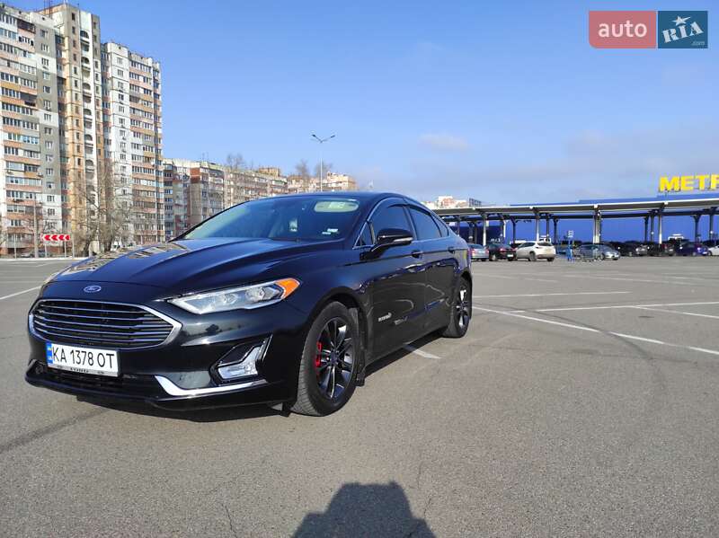 Седан Ford Fusion 2018 в Киеве