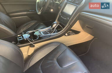 Седан Ford Fusion 2014 в 