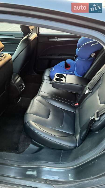 Седан Ford Fusion 2016 в Києві
