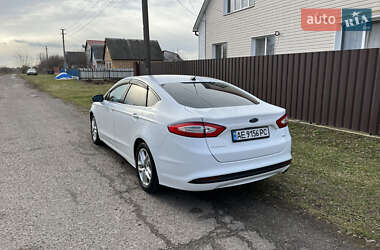 Седан Ford Fusion 2015 в Киеве