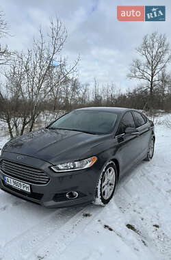 Ford Fusion 2015