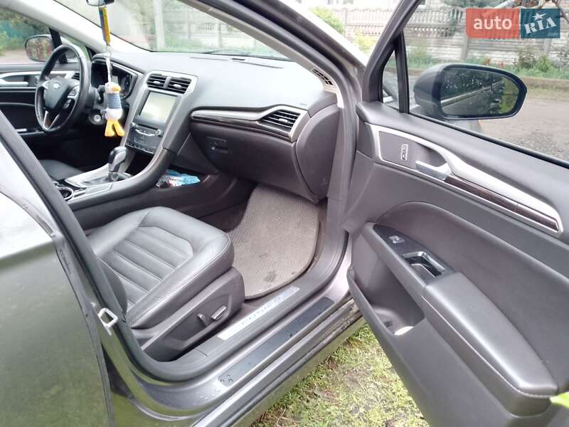 Седан Ford Fusion 2014 в Первомайске