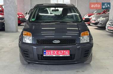 Хэтчбек Ford Fusion 2006 в Каменском