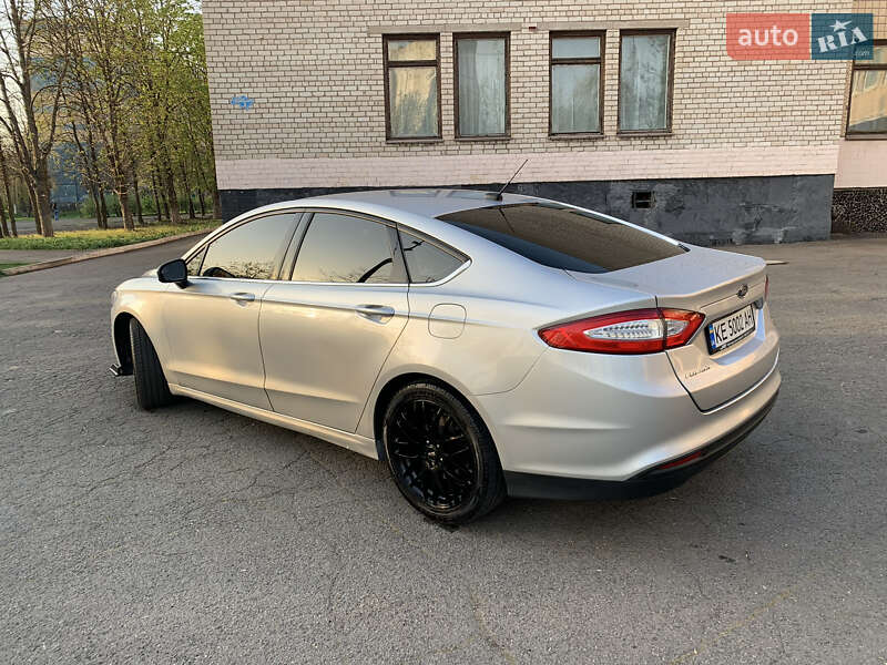 Седан Ford Fusion 2015 в Кривому Розі фото 12 Седан Ford Fusion 2015 в Кривому Розі