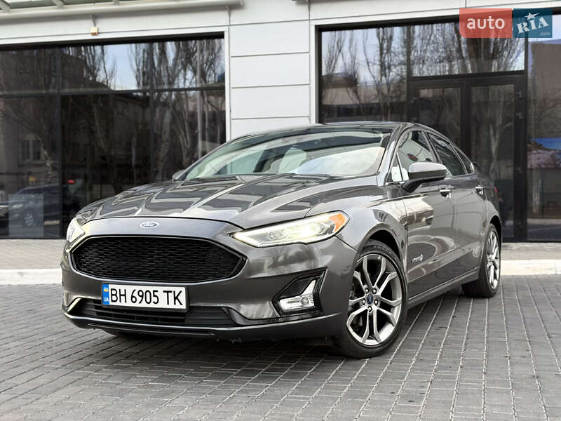 Седан Ford Fusion 2019 в Одессе