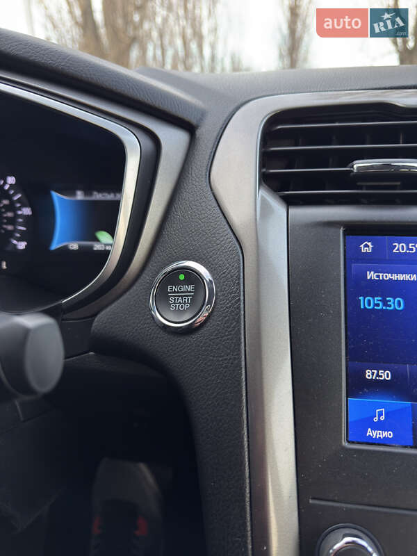 Седан Ford Fusion 2019 в Одессе
