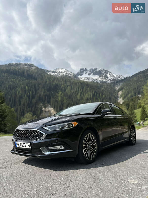 Седан Ford Fusion 2018 в Ровно