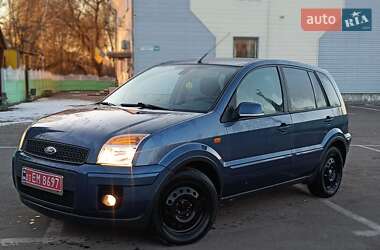 Хэтчбек Ford Fusion 2006 в Дубно