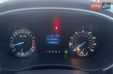 Седан Ford Fusion 2015 в 