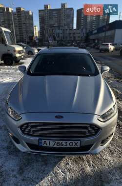 Седан Ford Fusion 2013 в 