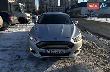 Седан Ford Fusion 2013 в 