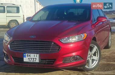 Седан Ford Fusion 2013 в Ровно