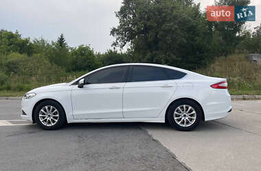 Седан Ford Fusion 2012 в 