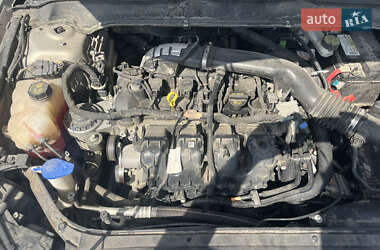 Седан Ford Fusion 2014 в 