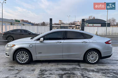 Седан Ford Fusion 2014 в 