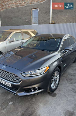 Ford Fusion 2016