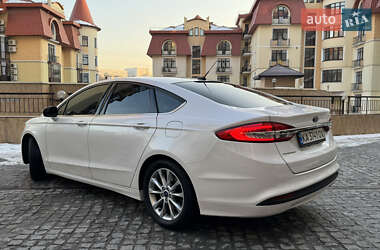 Седан Ford Fusion 2016 в Києві