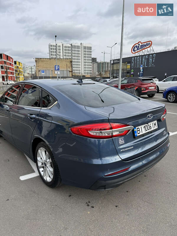 Седан Ford Fusion 2019 в Киеве