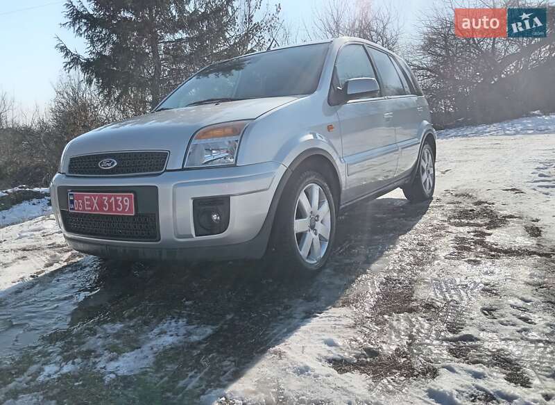 Хетчбек Ford Fusion 2006 в Талалаївці