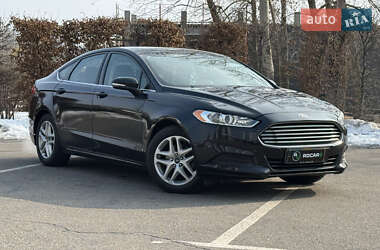 Седан Ford Fusion 2013 в Києві