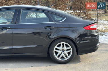 Седан Ford Fusion 2013 в Києві