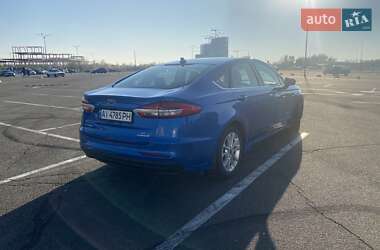 Седан Ford Fusion 2019 в Києві