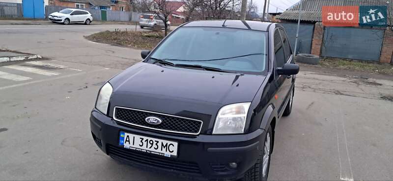 Хэтчбек Ford Fusion 2004 в Белой Церкви