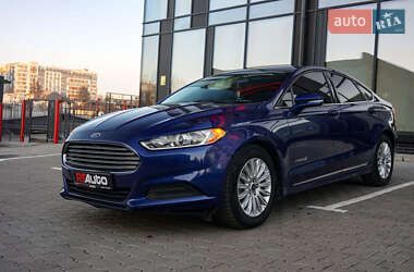 Седан Ford Fusion 2013 в Львові