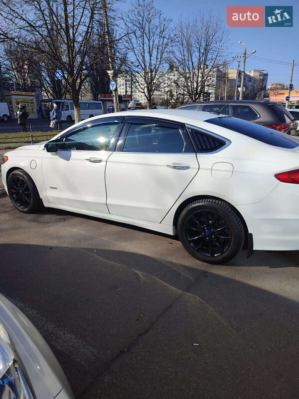 Седан Ford Fusion 2017 в Одессе