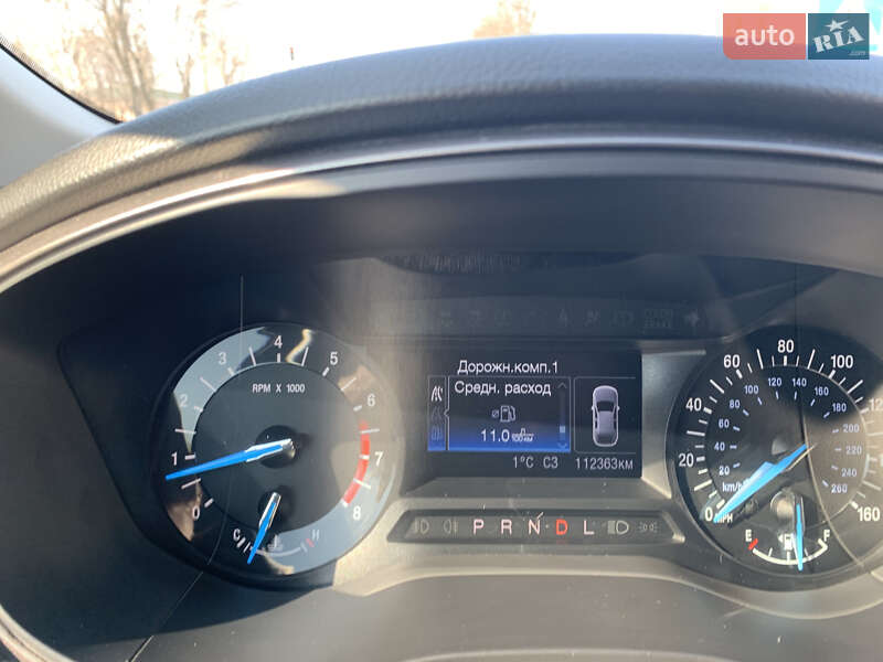 Седан Ford Fusion 2016 в Карловке