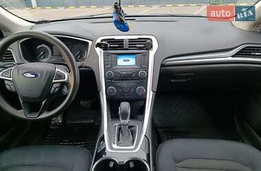 Седан Ford Fusion 2013 в Полтаві