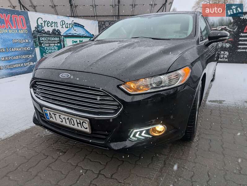 Седан Ford Fusion 2015 в Калуше