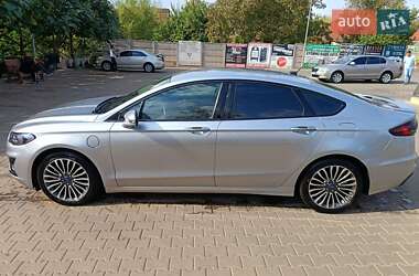 Седан Ford Fusion 2020 в 