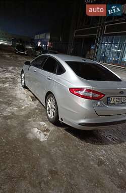 Седан Ford Fusion 2013 в Полтаві