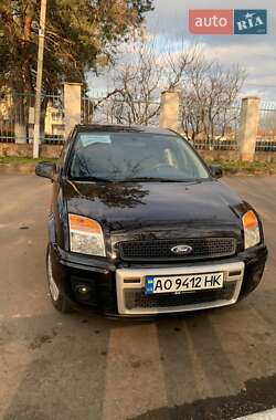 Хетчбек Ford Fusion 2010 в Ужгороді