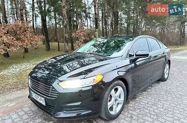 Седан Ford Fusion 2014 в Львове