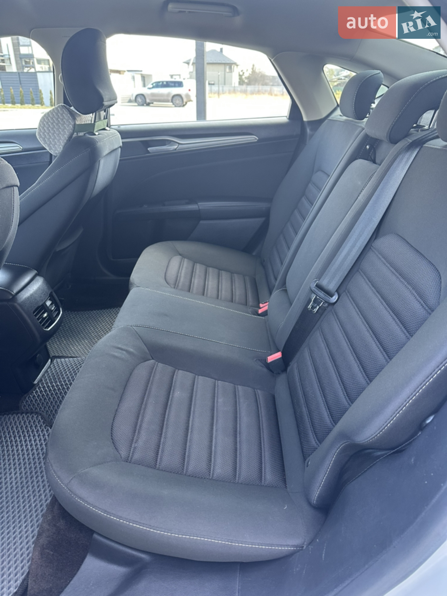 2017 Ford Fusion - мініатюра 32