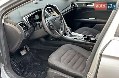 Седан Ford Fusion 2014 в 