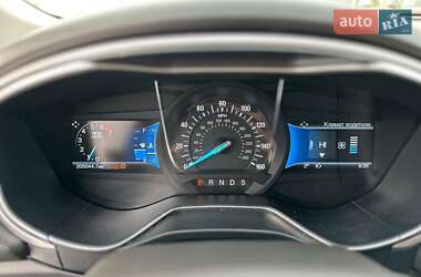 Седан Ford Fusion 2014 в 