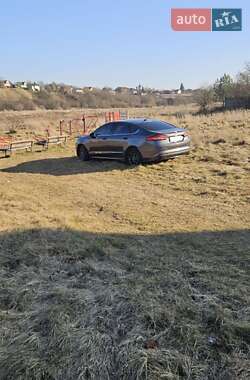 Седан Ford Fusion 2016 в 