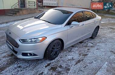 Седан Ford Fusion 2012 в 