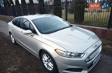 Ford Fusion 2015