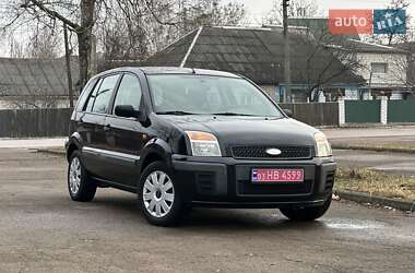 Хетчбек Ford Fusion 2008 в Коростені