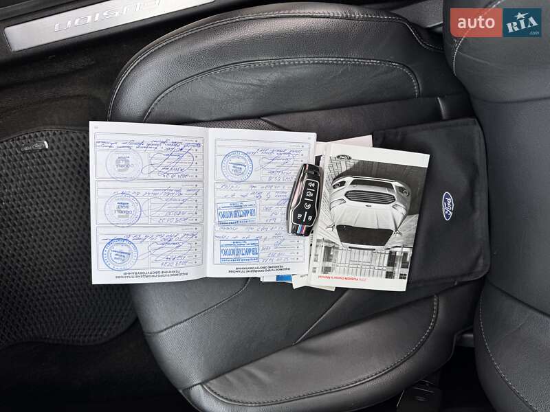Седан Ford Fusion 2016 в Одесі