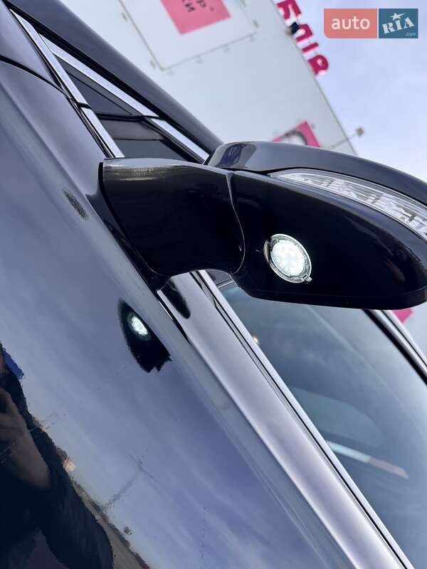 Седан Ford Fusion 2016 в Одесі